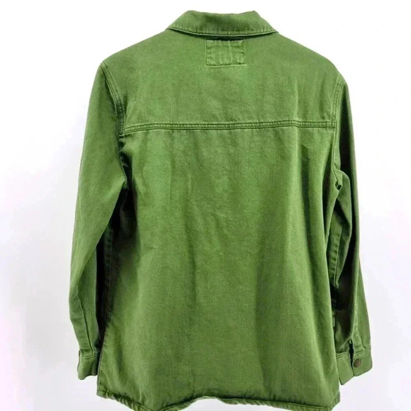 Forever  21 - Picture 2 of 3